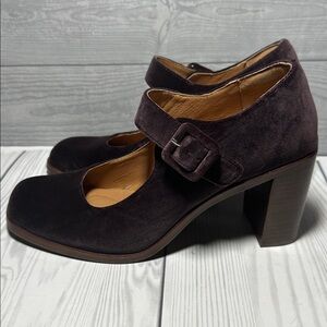 Sofft Shauna Mary Jane Brown Velvet Heeled Pumps Shoes SZ 10 NEW